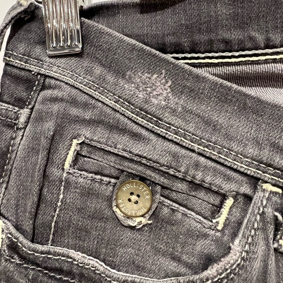 Low rise, Hollister faded grey skinny Jean - Picture 5 of 14